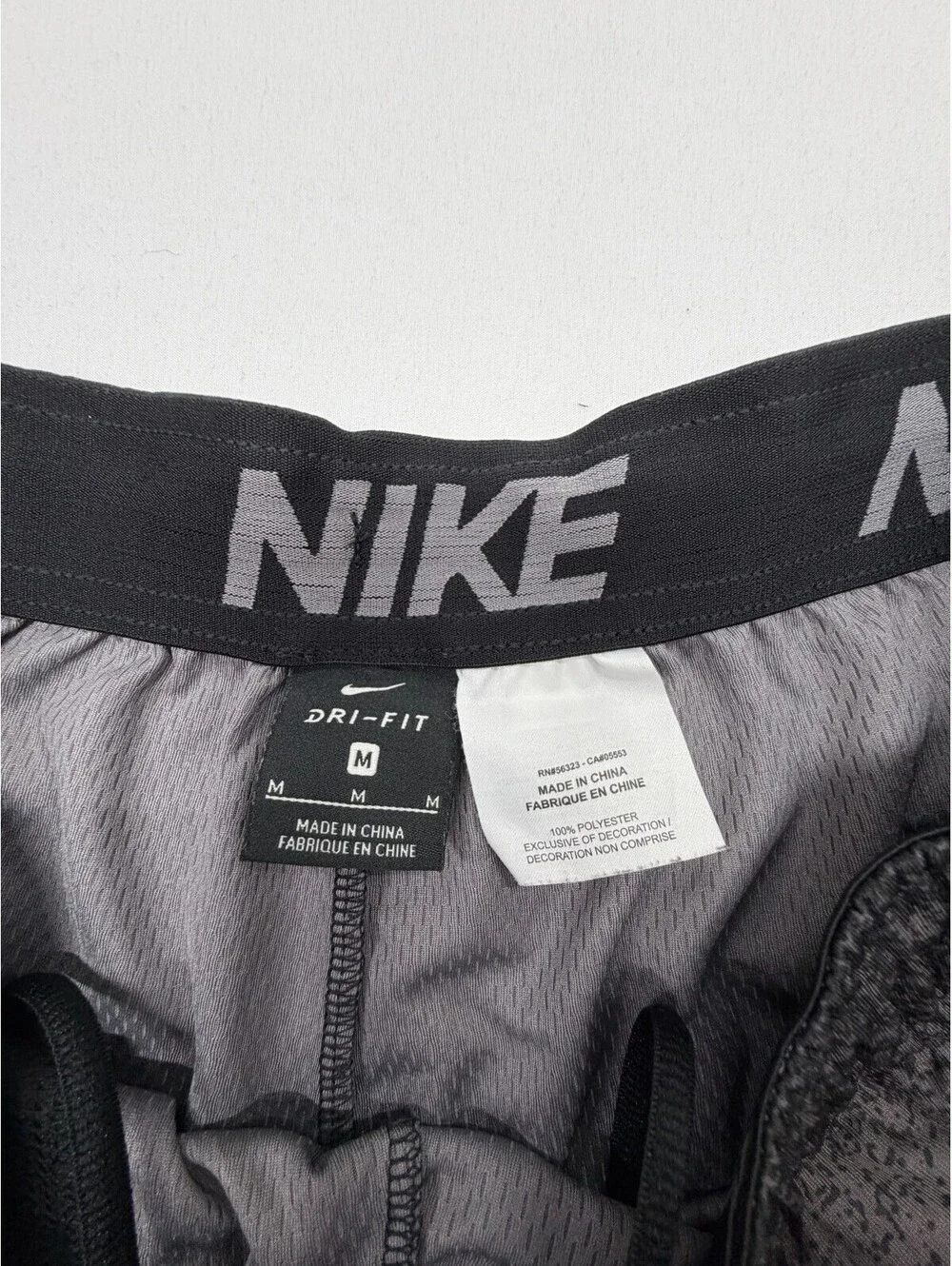 Nike Boy's Shorts Athletic Dri Fit Drawstring Graphic Print  Size M Black